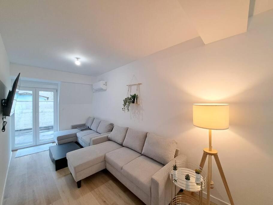 Mascate - Appartement Climatise En Hypercentre ランス エクステリア 写真