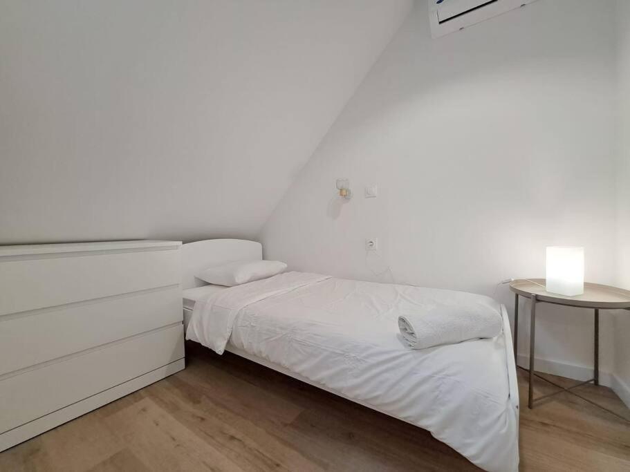 Mascate - Appartement Climatise En Hypercentre ランス エクステリア 写真